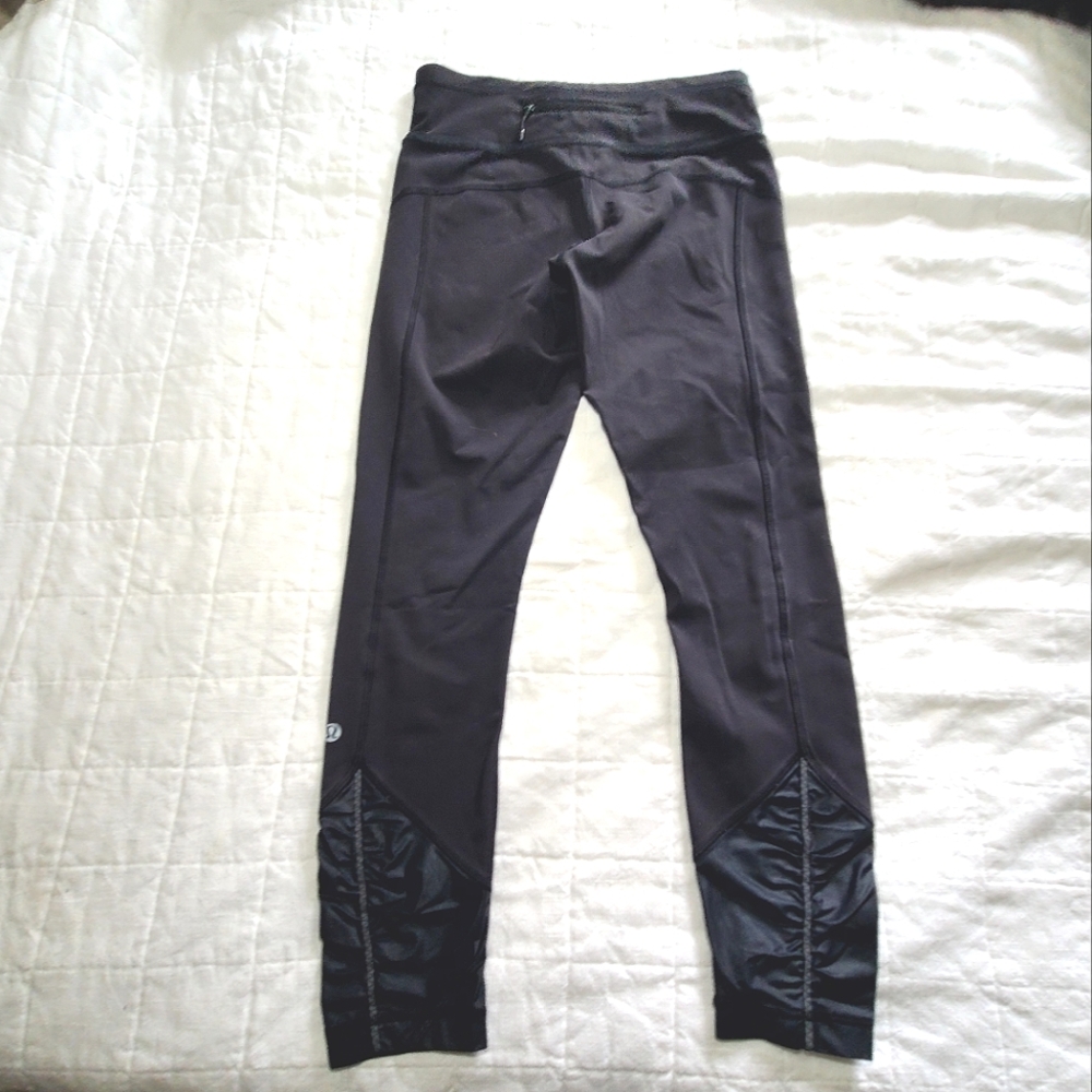 LULULEMON Rouched Black leggings sz 4